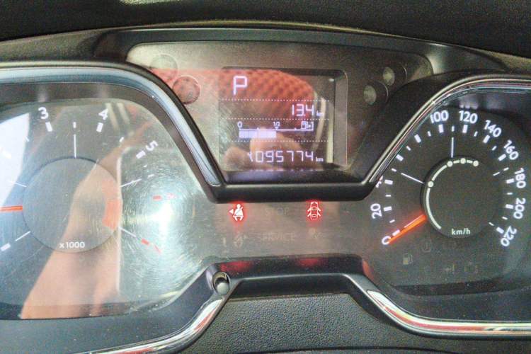 Used Citroen C4 Sega 2018 1.6L Automatic Luxury Model Odometer Close Up