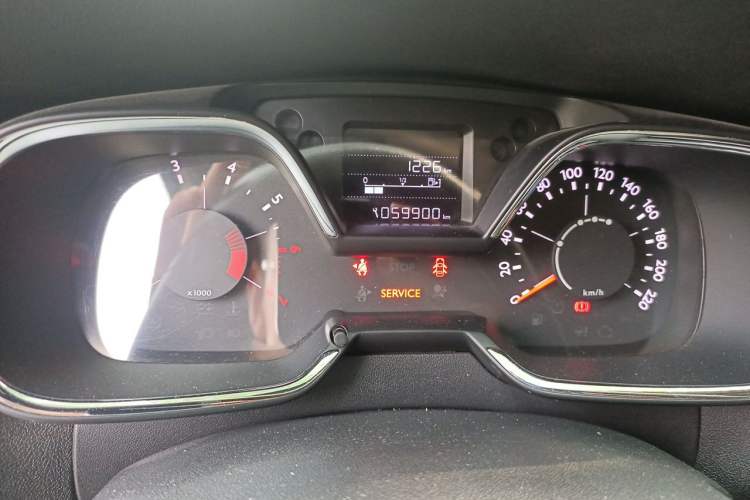 Used Citroen C4 Sega 2018 1.6L Manual Comfort Model Odometer Close Up