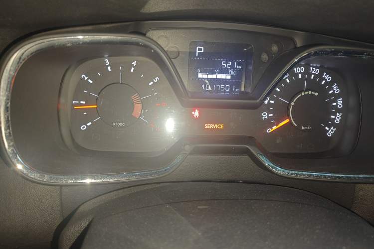 Used Citroen C4 Sega 2018 1.6L Automatic Luxury Model Odometer Close Up