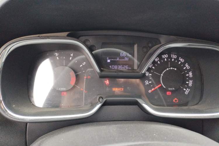 Used Citroen C4 Sega 2018 1.6L Manual Comfort Model Odometer Close Up