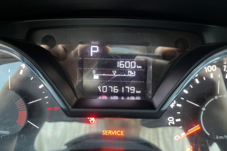 Used Citroen C4 Sega 2018 1.6L Automatic Luxury Model Odometer Close Up