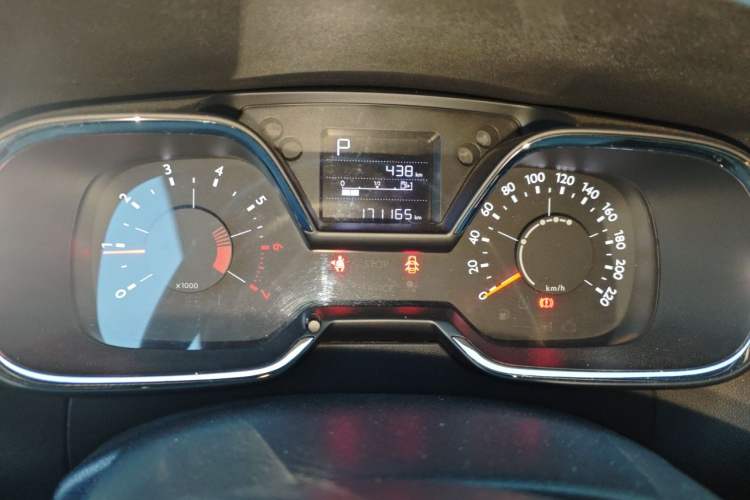 Used Citroen C4 Sega 2018 1.6L Automatic Luxury Model Odometer Close Up