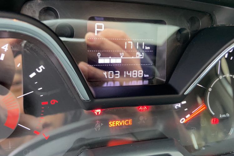 Used Citroen C4 Sega 2018 1.6L Automatic Luxury Model Odometer Close Up