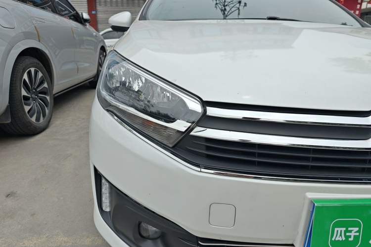 Used Citroen C4 Sega 2018 1.6L Automatic Luxury Model Right Front Headlight