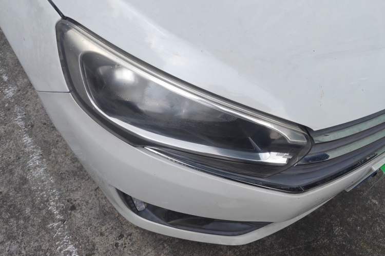 Used Citroen C4 Sega 2018 1.6L Automatic Luxury Model Right Front Headlight
