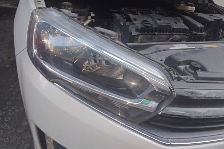 Used Citroen C4 Sega 2018 1.6L Automatic Luxury Model Right Front Headlight