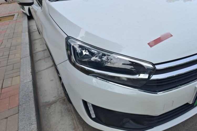 Used Citroen C4 Sega 2018 1.6L Automatic Luxury Model Right Front Headlight