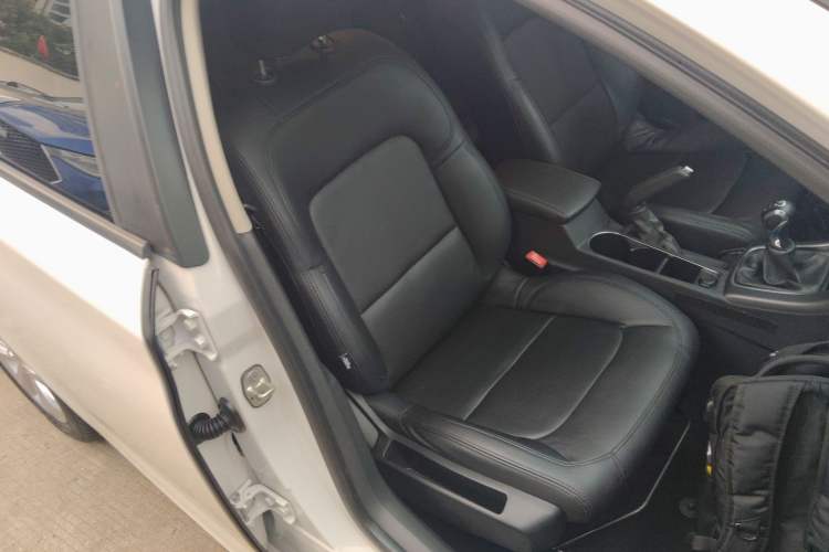 Used Citroen C4 Sega 2018 1.6L Manual Comfort Model Right Front Seat