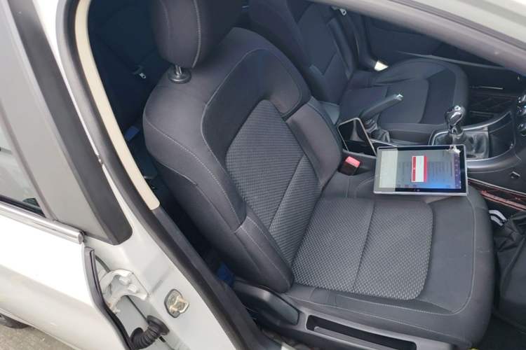 Used Citroen C4 Sega 2018 1.6L Manual Luxury Model Right Front Seat