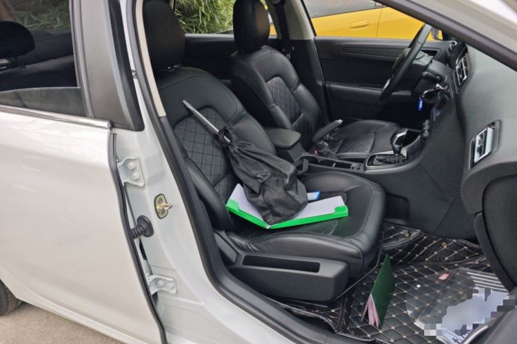 Used Citroen C4 Sega 2018 1.6L Automatic Luxury Model Right Front Seat