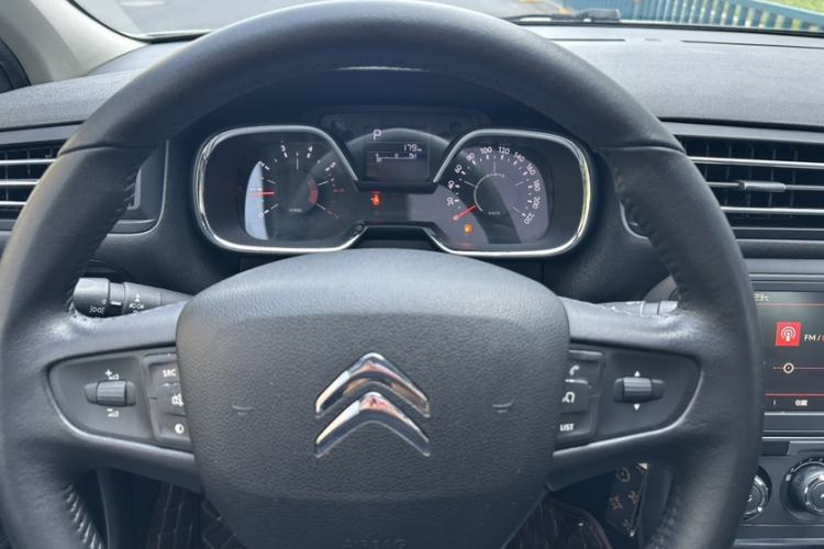 Used Citroen C4 Sega 2018 1.6L Automatic Luxury Model Right Front Seat