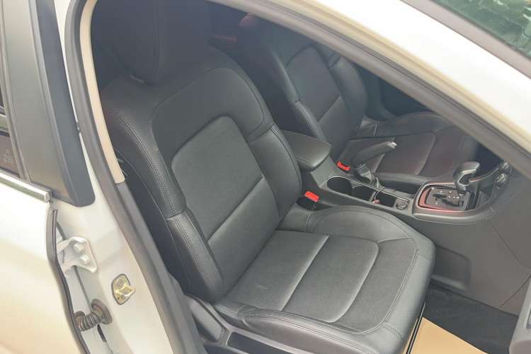 Used Citroen C4 Sega 2018 1.6L Automatic Luxury Model Right Front Seat