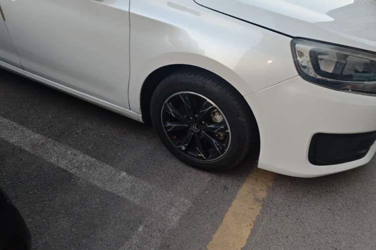 Used Citroen C4 Sega 2018 1.6L Automatic Luxury Model Right Front Wheel Hub