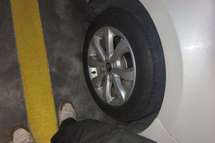 Used Citroen C4 Sega 2018 1.6L Automatic Comfort Model Right Front Wheel Hub