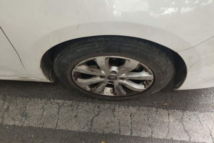 Used Citroen C4 Sega 2018 1.6L Manual Comfort Model Right Front Wheel Hub