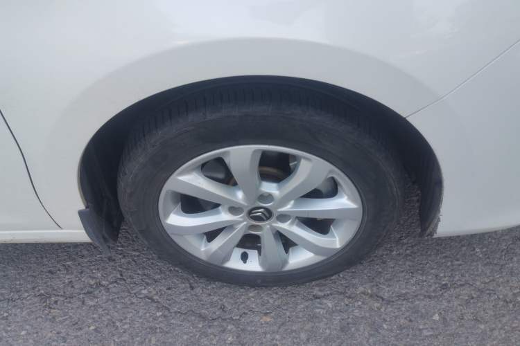 Used Citroen C4 Sega 2018 1.6L Manual Comfort Model Right Front Wheel Hub