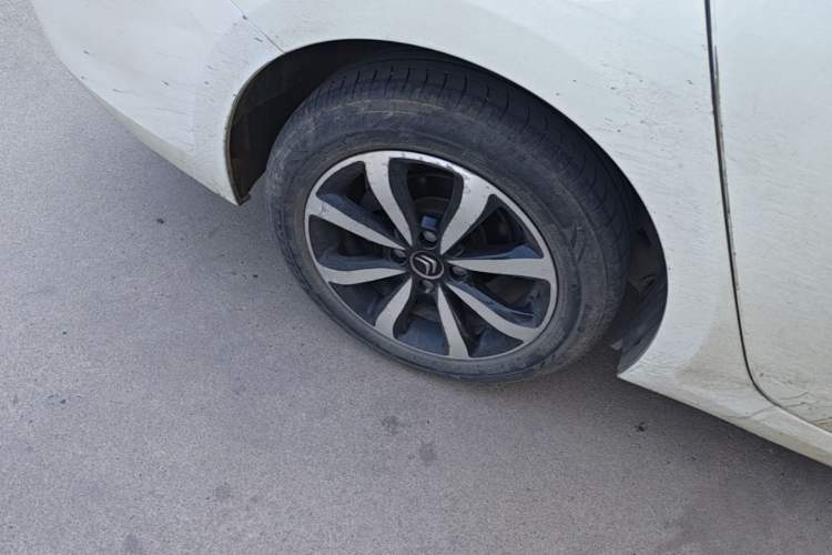 Used Citroen C4 Sega 2018 1.6L Manual Luxury Model Right Rear Wheel Hub