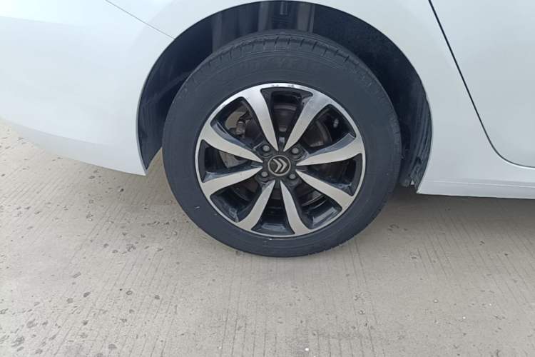 Used Citroen C4 Sega 2018 1.6L Manual Luxury Model Right Rear Wheel Hub