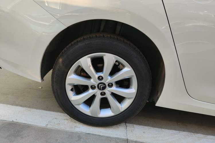 Used Citroen C4 Sega 2018 1.6L Manual Comfort Model Right Rear Wheel Hub