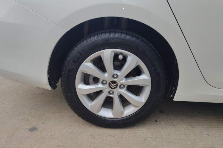Used Citroen C4 Sega 2018 1.6L Manual Comfort Model Right Rear Wheel Hub
