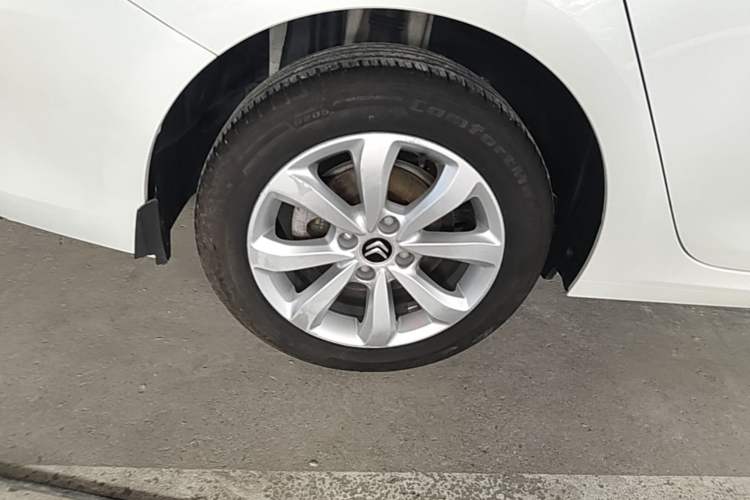 Used Citroen C4 Sega 2018 1.6L Manual Comfort Model Right Rear Wheel Hub