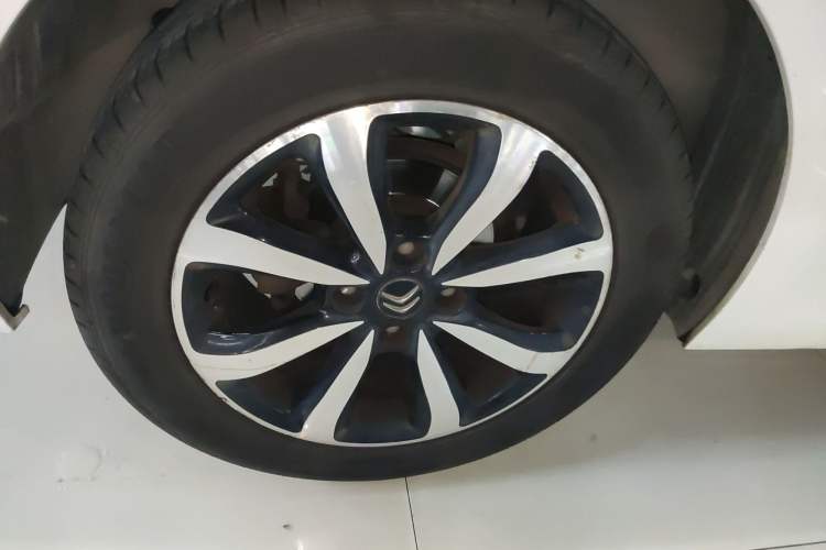 Used Citroen C4 Sega 2018 1.6L Automatic Luxury Model Right Rear Wheel Hub