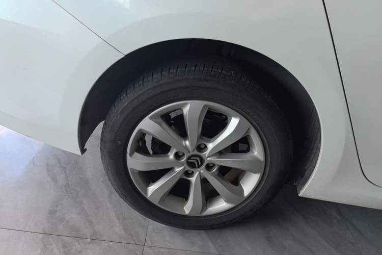 Used Citroen C4 Sega 2018 1.6L Automatic Comfort Model Right Rear Wheel Hub