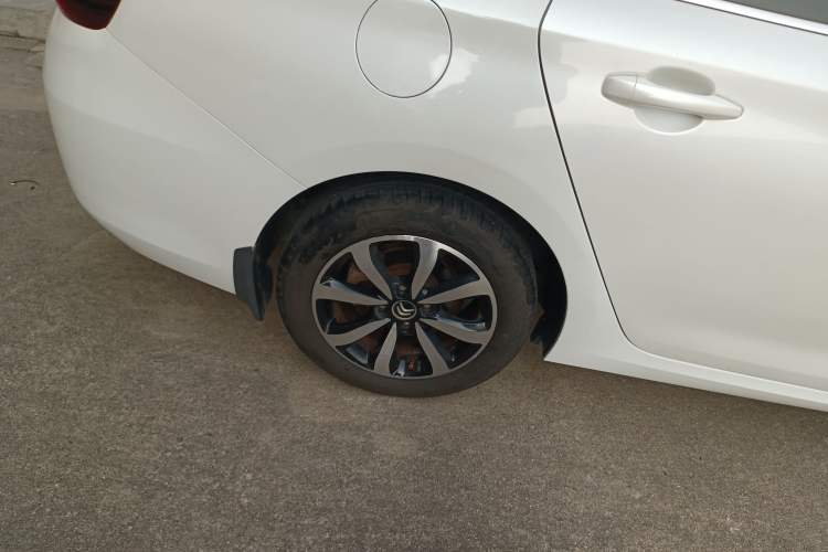 Used Citroen C4 Sega 2018 1.6L Manual Luxury Model Right Rear Wheel Hub