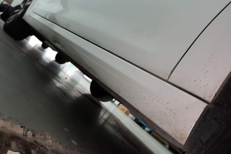Used Citroen C4 Sega 2018 1.6L Automatic Luxury Model Right Side Sill