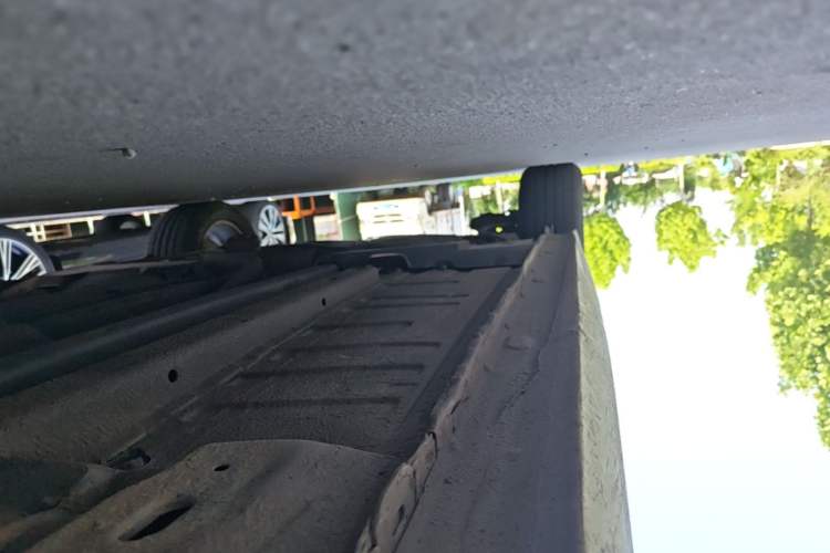Used Citroen C4 Sega 2018 1.6L Manual Luxury Model Right Side Sill
