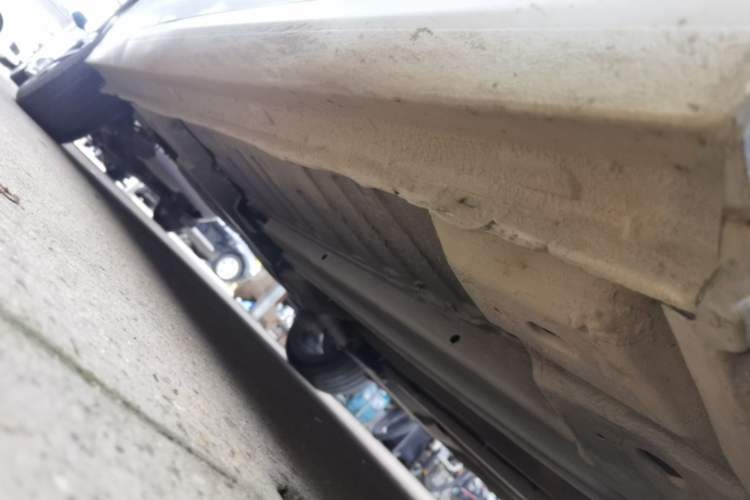 Used Citroen C4 Sega 2018 1.6L Automatic Luxury Model Right Side Sill