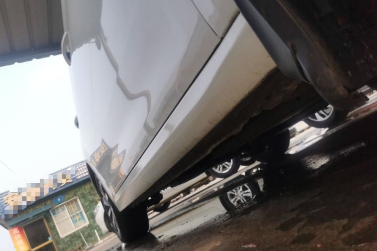 Used Citroen C4 Sega 2018 1.6L Automatic Luxury Model Right Side Sill