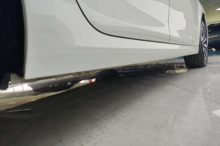 Used Citroen C4 Sega 2018 1.6L Automatic Luxury Model Right Side Sill