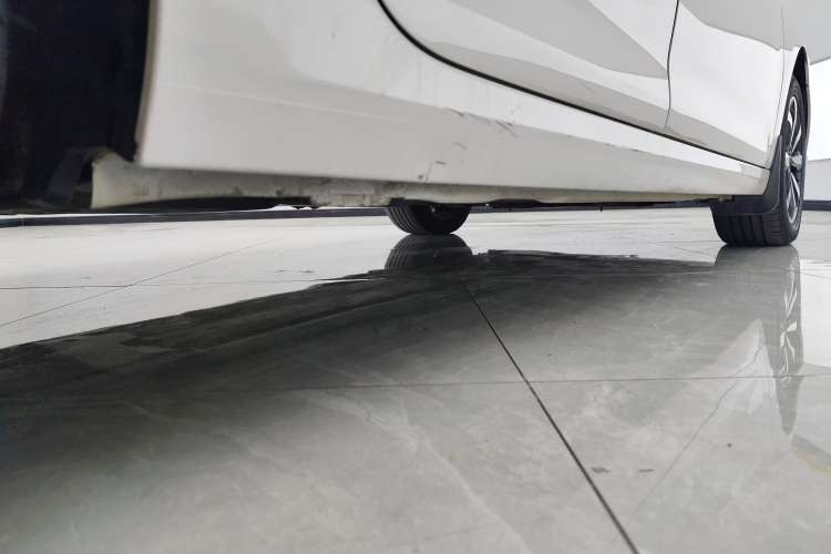 Used Citroen C4 Sega 2018 1.6L Manual Luxury Model Right Side Sill