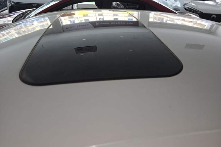 Used Citroen C4 Sega 2018 1.6L Manual Luxury Model Roof