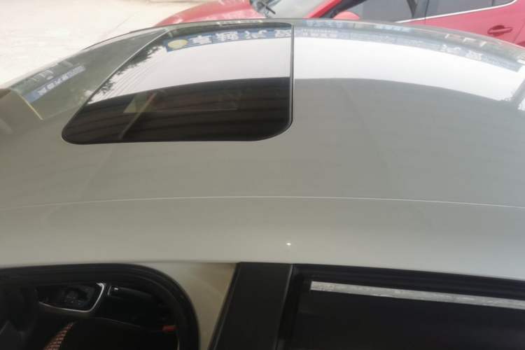 Used Citroen C4 Sega 2018 1.6L Automatic Luxury Model Roof