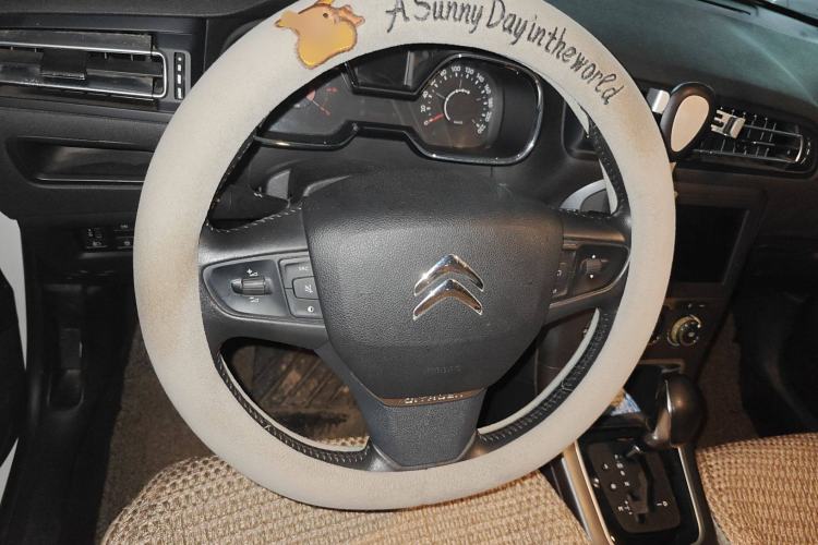 Used Citroen C4 Sega 2018 1.6L Automatic Luxury Model Steering Wheel
