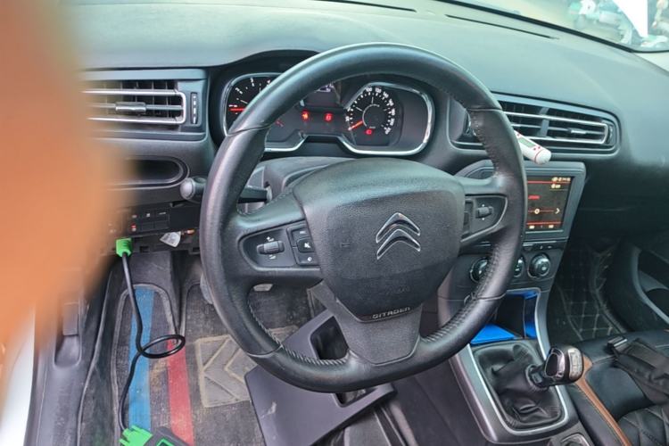 Used Citroen C4 Sega 2018 1.6L Manual Luxury Model Steering Wheel