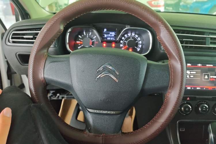 Used Citroen C4 Sega 2018 1.6L Automatic Comfort Model Steering Wheel