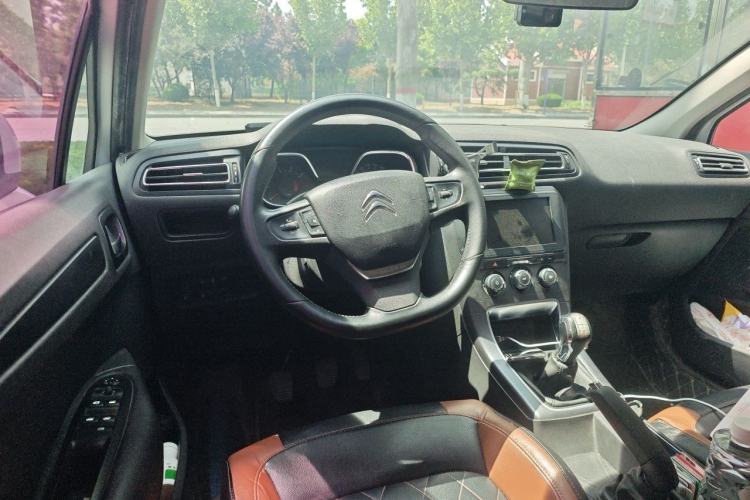Used Citroen C4 Sega 2018 1.6L Manual Luxury Model Steering Wheel