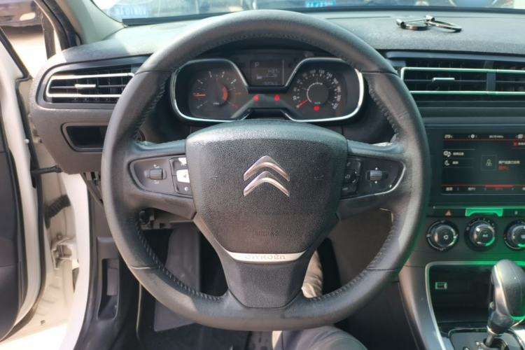 Used Citroen C4 Sega 2018 1.6L Automatic Luxury Model Steering Wheel