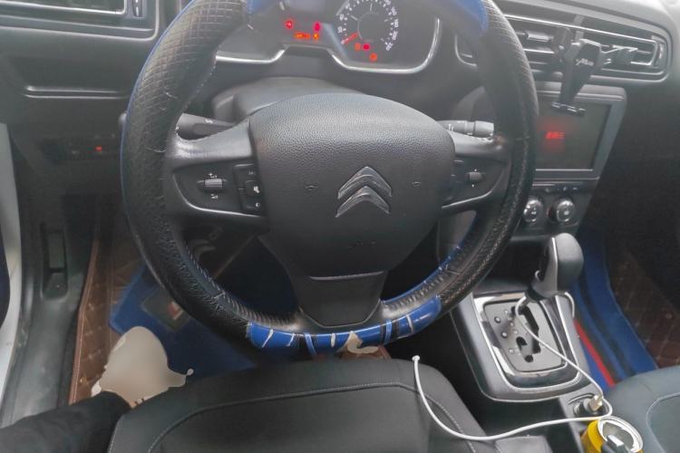 Used Citroen C4 Sega 2018 1.6L Automatic Luxury Model Steering Wheel