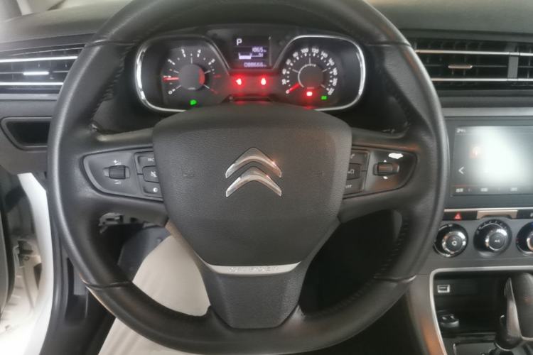 Used Citroen C4 Sega 2018 1.6L Automatic Luxury Model Steering Wheel