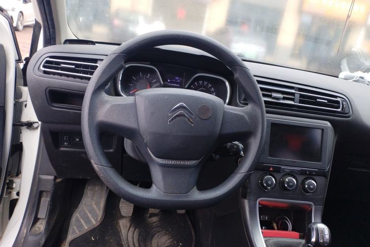 Used Citroen C4 Sega 2018 1.6L Manual Comfort Model Steering Wheel