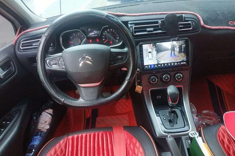 Used Citroen C4 Sega 2018 1.6L Automatic Luxury Model Steering Wheel
