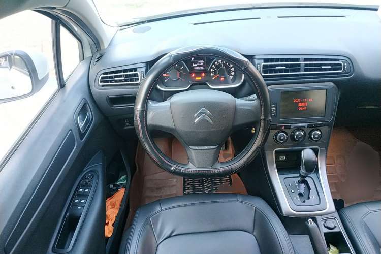 Used Citroen C4 Sega 2018 1.6L Automatic Comfort Model Steering Wheel