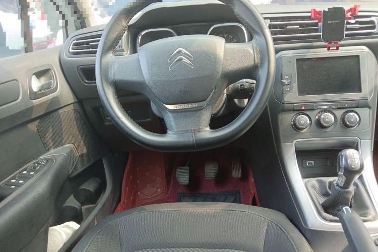 Used Citroen C4 Sega 2018 1.6L Manual Comfort Model Steering Wheel