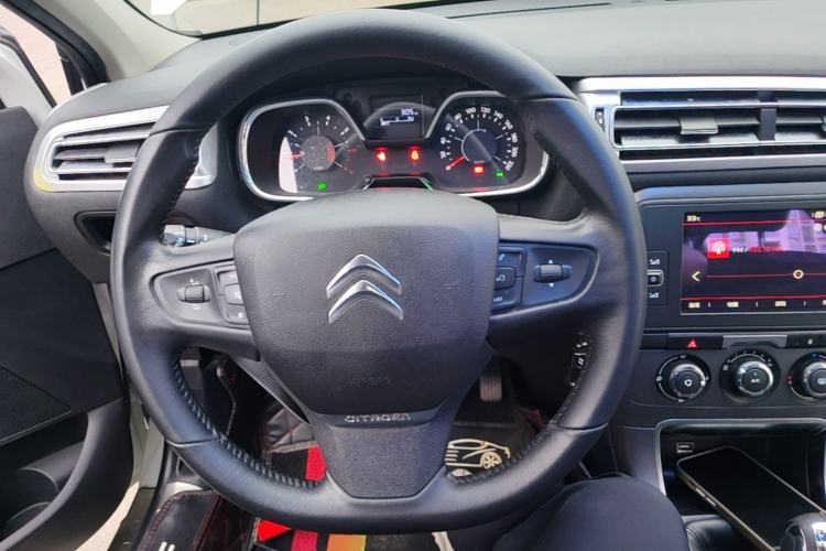 Used Citroen C4 Sega 2018 1.6L Manual Luxury Model Steering Wheel