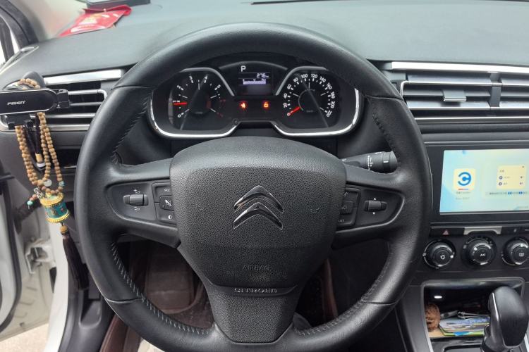 Used Citroen C4 Sega 2018 1.6L Automatic Luxury Model Steering Wheel