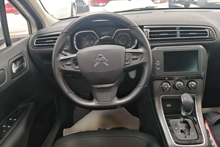 Used Citroen C4 Sega 2018 1.6L Automatic Luxury Model Steering Wheel
